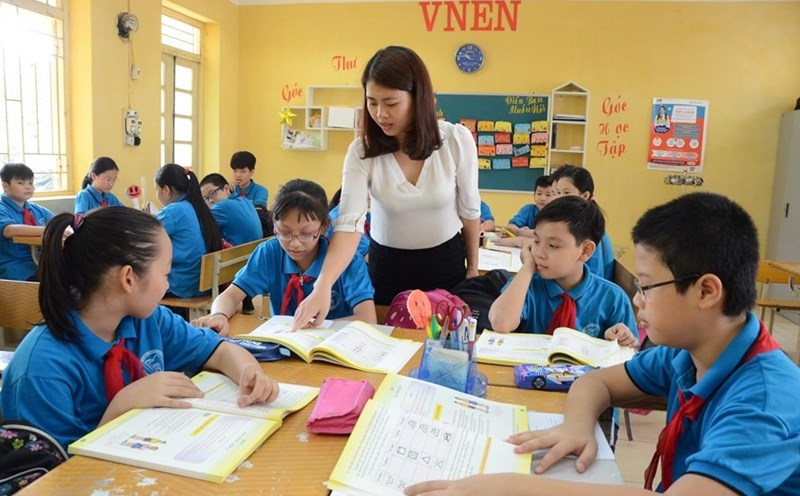 Hơn 40% giáo viên ý định chuyển nghề vì áp lực phụ huynh